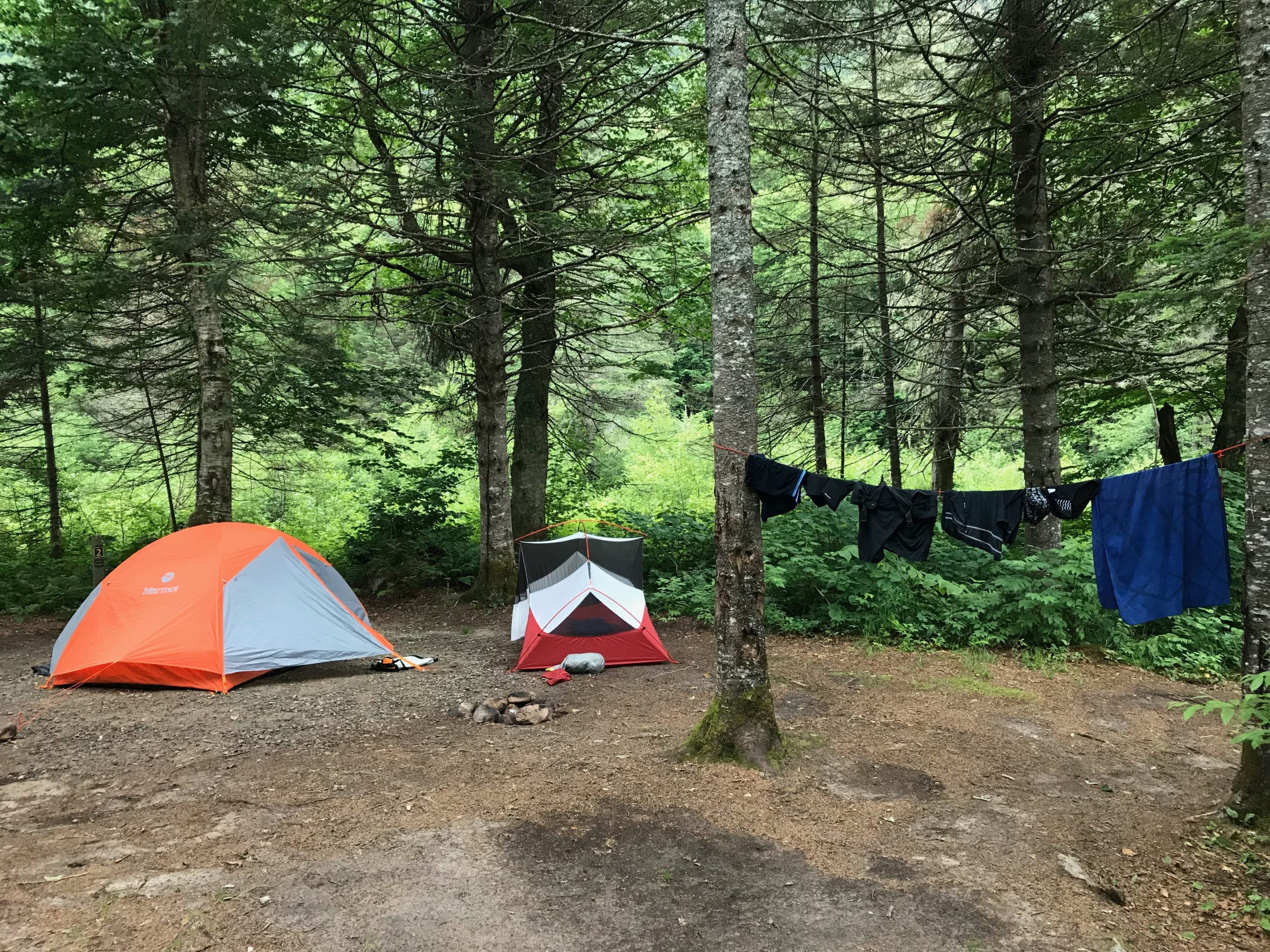 Canot-camping sur la rivière Jacques-Cartier